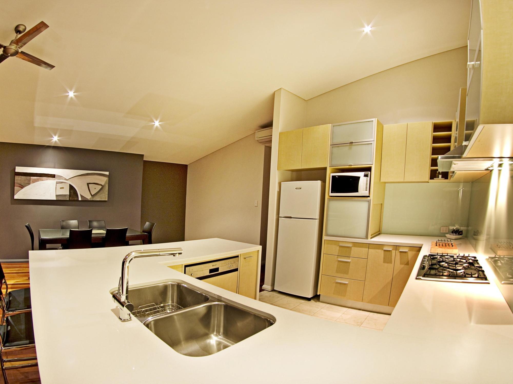 Central Avenue Apartments Маргарет-Ривер Экстерьер фото